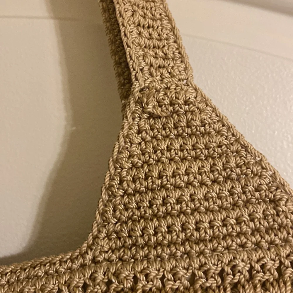 The Sak Crochet Tote with Pink Appliqué EC, perfect for Spring! - Picture 6 of 14